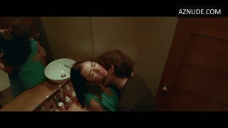 DENISE ESTEBAN nude in Kara Krus