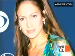 JENNIFER LOPEZ nude in VH1