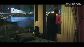 ILAYDA AKDOGAN nude in 10 Days of a Bad Man