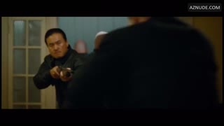 ELIZABETH OLSEN nude in Oldboy