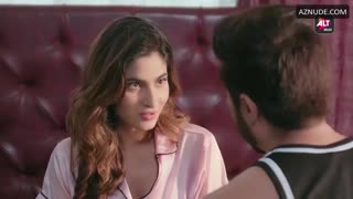 KARISHMA SHARMA nude in Fixerr
