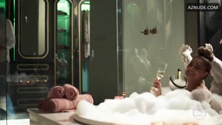 JULIANA PAES nude in A Dona do Pedaco
