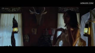 YAYAYING RHATHA PHONGAM nude in Jan Dara: The Beginning