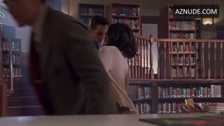 SARAH MICHELLE GELLAR nude in Buffy the Vampire Slayer
