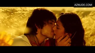 RAKUL PREET SINGH nude in Yaariyan