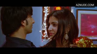 ANUSHKA SHARMA nude in Band Baaja Baarat