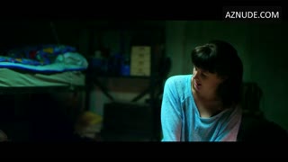 ALEXANDRA ROACH nude in Utopia