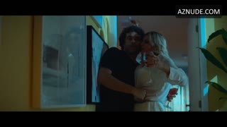 CAROL CASTRO nude in Maldivas