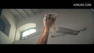DEEPTI SATI nude in Sin