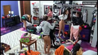 DANIK MICHELL nude in Acapulco Shore