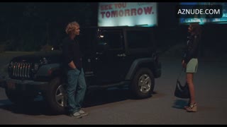 ZENDAYA nude in Challengers