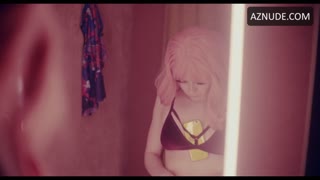 HAPPY JANKELL nude in Delete Me