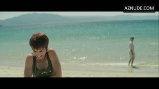VERONICA ECHEGUI nude in 3 Caminos