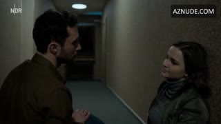 LISA VICARI nude in Am Ende Der Worte