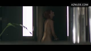 MIRIAM LEONE nude in 1993