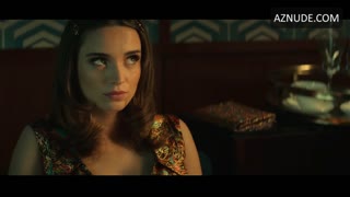WIKTORIA FILUS nude in Glitter
