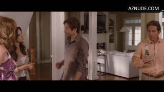 DEMI MOORE nude in The Joneses