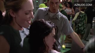 DOMINIQUE SWAIN nude in New Best Friend