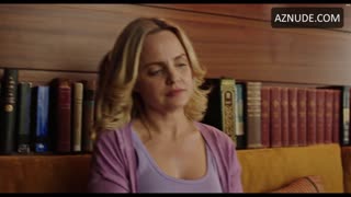 MENA SUVARI nude in Grace And Grit
