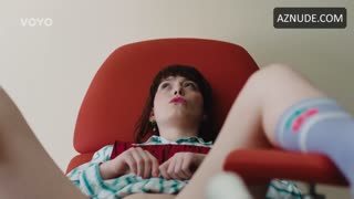 SARA KORBELOVA nude in Sex O’clock