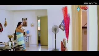 PRIYAMANI nude in Tamil Actress Towel