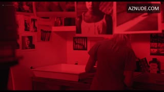 SCARLETT JOHANSSON nude in Vicky Cristina Barcelona
