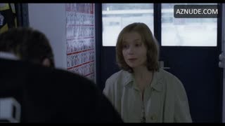 ISABELLE HUPPERT nude in La pianiste