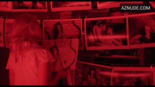 SCARLETT JOHANSSON nude in Vicky Cristina Barcelona