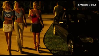 SARAH CARTER nude in Haven