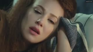 ELCIN SANGU nude in Kiralik Ask