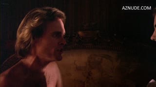 ELIZABETH HURLEY nude in Aria