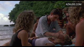 ELISABETH SHUE nude in Cocktail