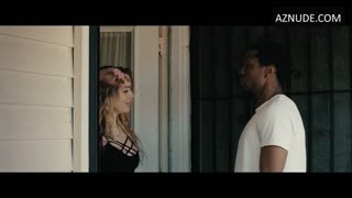 AMBER HEARD nude in Gully
