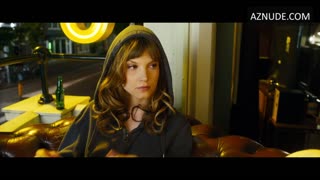 SYLVIA HOEKS nude in Bros Before Hos