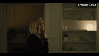 MAIKA MONROE nude in Watcher