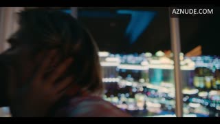 SHELLEY HENNIG nude in Obliterated