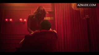 JULIA PALHA nude in O Clube