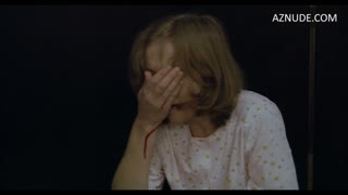 ISABELLE HUPPERT nude in La pianiste