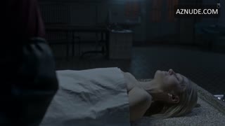 ANGELINA PAHOMOVA nude in Chyornoye Oblako