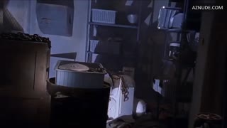 SARAH MICHELLE GELLAR nude in Buffy the Vampire Slayer