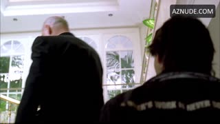 MANUELA ARCURI nude in Cosa de brujas
