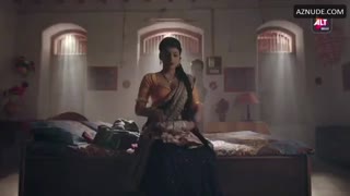 EDIN ROSE nude in Gandi Baat