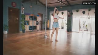 NIYATI FATNANI nude in Fuh se Fantasy