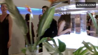 JENNIFER LOVE HEWITT nude in The Truth About Love