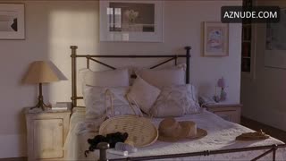LAURA SAN GIACOMO nude in Nina Takes a Lover