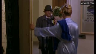ELSA PATAKY nude in Atraco a las 3... y media