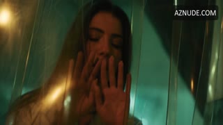 CAROLINA CARVALHO nude in O Clube