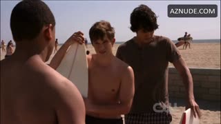 GILLIAN ZINSER nude in 90210