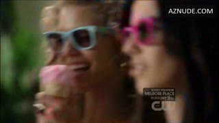 JESSICA STROUP nude in 90210