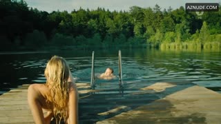 LOLA DOCKHORN nude in Polizeiruf 110